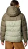 Back view of a woman wearing a green and light green puffer jacket. Produktbild-Vorschau