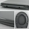 A collage of three close-up images of a gray toilet seat, showing its hinge mechanism, side profile, and underside. Anteprima dell’immagine prodotto