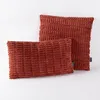 Kissen 3D Kuschelrelief Struktur marsala rot 45x45cm Produktbild-Vorschau 6