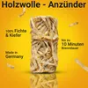 A product image with text overlays highlighting features of wood wool firelighters. Produktbild-Vorschau