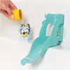 TOMY Blueys Wasserrutsche Anteprima dell’immagine prodotto 3