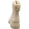 A rear view of a single beige boot with a shearling-like lining and a thick sole. Produktbild-Vorschau