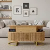 Table basse Merax réglable en hauteur avec portes Voir les images du produit 5