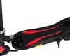 A close-up view of the deck of a black electric scooter with red accents. Produktbild-Vorschau