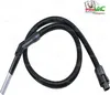 A black vacuum cleaner hose with a handle and nozzle, laid out on a white background. Produktbild-Vorschau