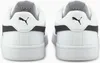 The back view of two white Puma sneakers. Podgląd zdjęcia produktu