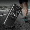 A person is running in the background, with a phone case in the foreground. Produktbild-Vorschau