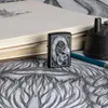 Zippo Sturmfeuerzeug Totenkopf-Uhr schwarz matt Produktbild-Vorschau 10