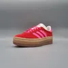 Adidas Gazelle Bold Damen Wildleder Sneaker in Rot Rosa – 6 Produktbild-Vorschau 12