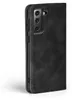 A black flip cover phone case for a Samsung Galaxy S24 is shown from the side. Produktbild-Vorschau