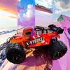 A collage of four images, with a remote-controlled car as the central focus, superimposed over different backgrounds. Anteprima dell’immagine prodotto
