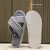 Damen Hausschuhe – Kuschelige, flauschige Pantoffeln mit Produktbild-Vorschau 5