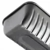A close-up view of the corner of a metal baking pan. Podgląd zdjęcia produktu