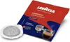 A Lavazza Espresso Crema e Gusto Classico coffee pod and its packaging are shown against a white background. Produktbild-Vorschau