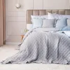 WERONA Tagesdecke 200x220cm Grau mit Rüschen - Eleganz und Produktbild-Vorschau 5
