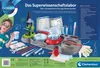 A science experiment kit for children, featuring a microscope, test tubes, and other lab equipment, with a young boy looking surprised. Anteprima dell’immagine prodotto