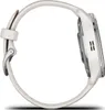Side view of a white smartwatch with a silver buckle. Voir les images du produit
