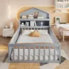 A child's bed with a house-shaped headboard and shelves, set in a bedroom. Podgląd zdjęcia produktu