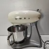 Smeg SMF02CREU - Mélangeur sur pied - Crème/RSV 800 W Voir les images du produit 9