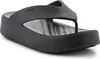 A black Crocs Getaway Platform Flip sandal is shown from a slightly elevated side angle against a white background. Voir les images du produit