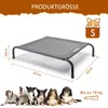 A dog bed is shown with dimensions and size information, surrounded by several dogs. Produktbild-Vorschau