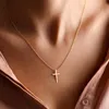 Collier croix pour femme plaqué or 18 carats avec boîte à Voir les images du produit 5