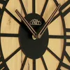 PRIM Glamorous Rome Wanduhr Holz lautlos 3D-Zahlen Produktbild-Vorschau 5