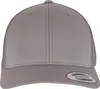 A close-up studio shot of a gray trucker cap. Anteprima dell’immagine prodotto