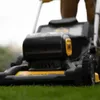 DeWalt DCMWSP156N-XJ 2x18 Volt Akku-Rasenmäher 53 cm, bl, Produktbild-Vorschau 21
