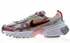 Dámske topánky NIKE V2K RUN Náhľad obrázku produktu 3