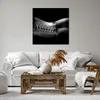 Bild auf Leinwand - Leinwandbild - Weiblicher Körper Leder Produktbild-Vorschau 6