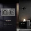 Dvojitá stenová zásuvka s 2 USB portmi a skleneným panelom Náhľad obrázku produktu 4