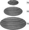 Three plates of different sizes are stacked on a white background. Each plate has a black and white striped pattern. Anteprima dell’immagine prodotto