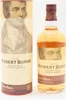 A bottle of Robert Burns Single Malt Scotch Whisky and its cylindrical packaging, both featuring a portrait of Robert Burns. Produktbild-Vorschau