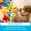 Tomy Fat Brain Squigz: Set de inicio con 22 pequeños Vista previa de la imagen del producto 4