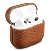 Étui Accezz en cuir véritable pour les Apple AirPods 3 - Voir les images du produit 1