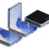 Three flip phones are displayed on a white background. One is open, one is closed, and one is partially open. Produktbild-Vorschau