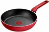 A red frying pan with a black interior and a red handle is shown against a white background. Anteprima dell’immagine prodotto