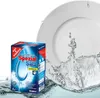 A box of dishwasher salt is shown next to a splashing plate in water. Podgląd zdjęcia produktu