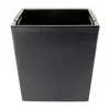 A black plastic planter pot with handles on a white background. Anteprima dell’immagine prodotto