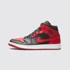 Nike Chaussures Jordan 1 Mid Banned 2020 GS, 554725074 Voir les images du produit 8