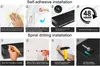 The image shows two installation methods for a shower rack: self-adhesive and spiral drilling. Each method is broken down into four steps with accompanying images and text. Anteprima dell’immagine prodotto