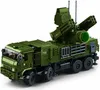 A green military missile launcher truck model. Produktbild-Vorschau