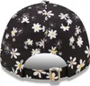 Kšiltovka Kids New Era 9Forty All Over Print Daisy Black Náhled obrázku produktu 2