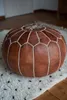 Pouf marocchino in vera pelle - Marrone cognac - Fatto a Anteprima dell’immagine prodotto 3