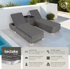 2 chaises longues en rotin avec structure en aluminium et Voir les images du produit 2