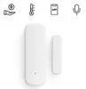A white smart home window and door sensor, consisting of two parts, is shown against a white background. Above the sensor are four icons representing features: power, temperature, app, and microphone. Anteprima dell’immagine prodotto