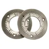 Two circular metal grinding discs with serrated edges are shown overlapping against a white background. Voir les images du produit