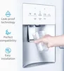 A hand is holding a glass under a refrigerator water dispenser. The dispenser has a control panel with various options. Anteprima dell’immagine prodotto