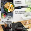 A kitchen scene with a digital timer, a pot of boiling water, a frying pan, and a carton of eggs, with a bowl of ramen in the background. Voir les images du produit